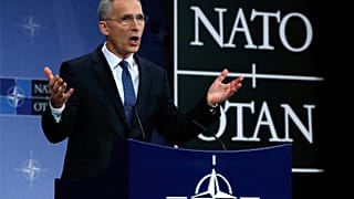 ΝΑΤΟ: Ανάκληση διαπιστεύσεων για επτά μέλη της ρωσικής αποστολής