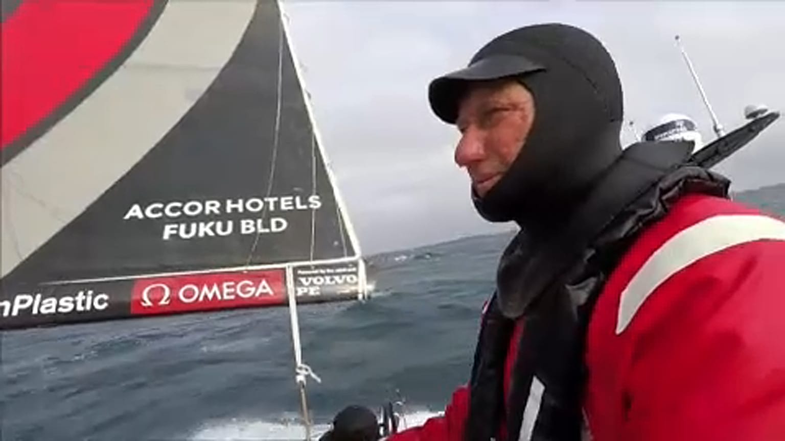 Eltűnt az óceánban egy vitorlásversenyző