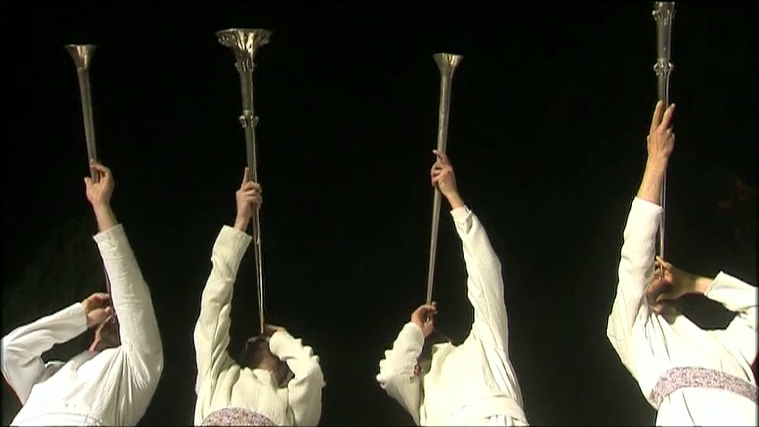 Far-right Jewish activists re-enact Passover sacrifice ceremony in Jerusale