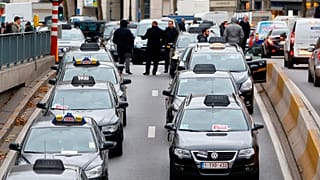 Xάος στις Βρυξέλλες από τους οδηγούς ταξί