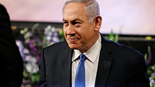 نتنياهو يخضع لفحص طبي بسبب حمى شديدة