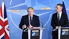 ΝΑΤΟ: Αποφάσισε την απέλαση Ρώσων διπλωματών 