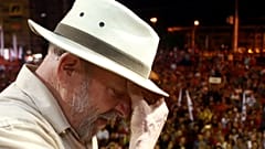 Caravana de Lula da Silva atingida a tiro