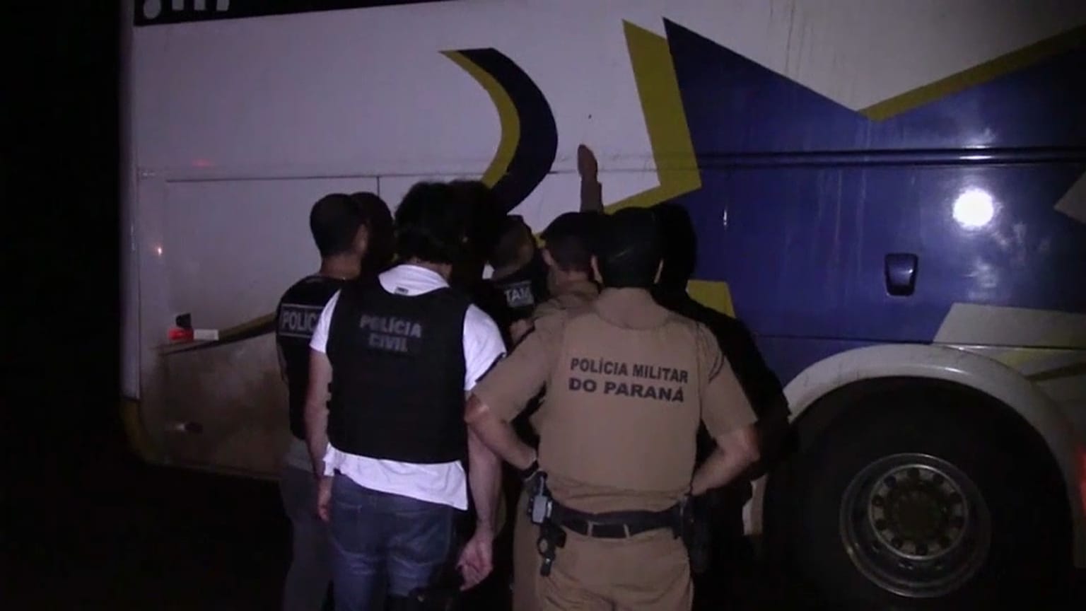 La caravane électorale de Lula attaquée