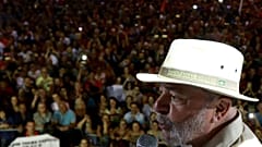 Πυροβολισμοί εναντίον λεωφορείων της καμπάνιας Λούλα
