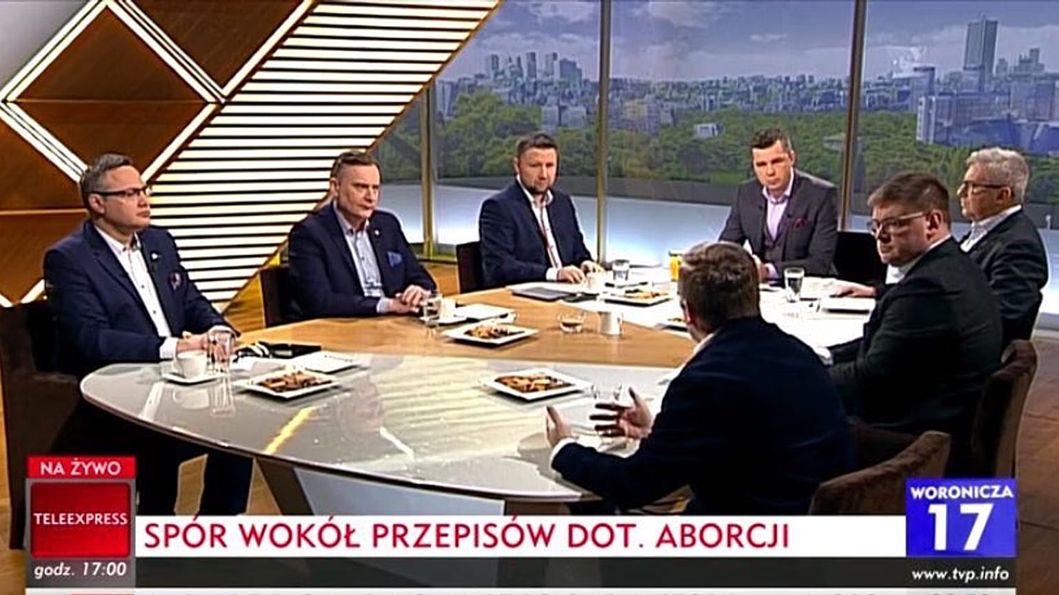 Invités lors d'un débat sur l'avortement à la télévision publique polonaise