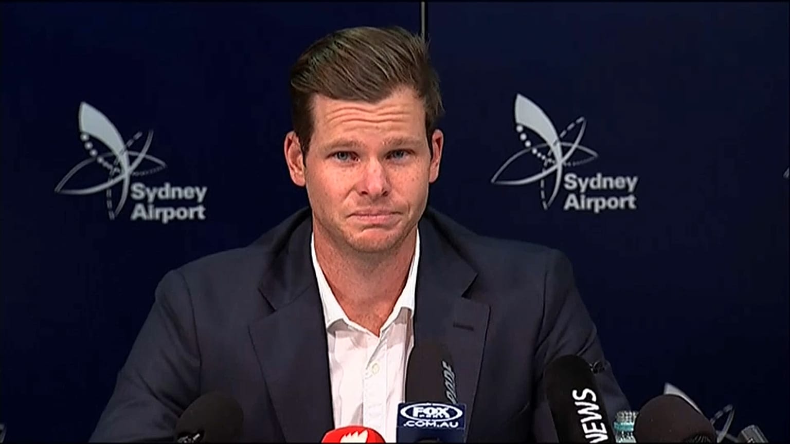 Kricket-Star Steve Smith (28) erklärt unter Tränen: "Ich habe versagt"