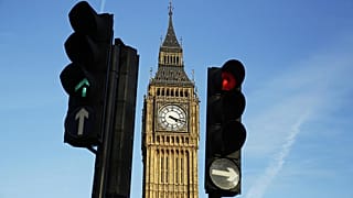 Un año después del Artículo 50, las líneas rojas del brexit cambian de color