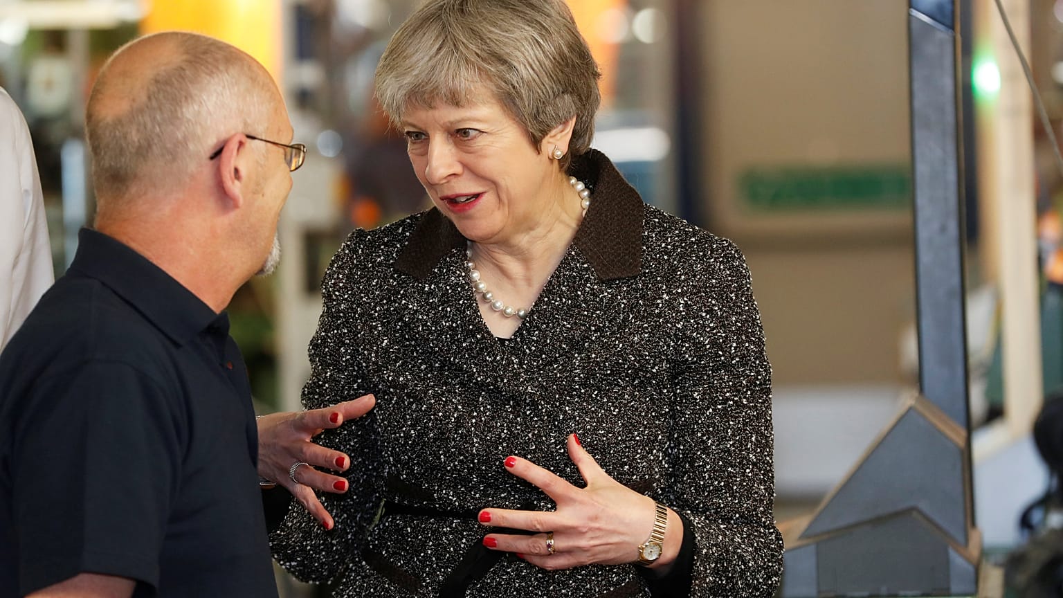 Theresay May maintient le cap