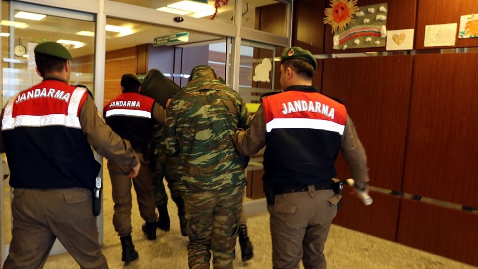 Απορρίφθηκε η ένσταση των δύο Ελλήνων στρατιωτικών