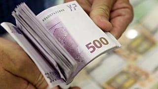A magyar kormány nem foglalkozik "választási dajkamesékkel"