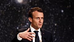 Macron affiche son soutien aux Kurdes syriens