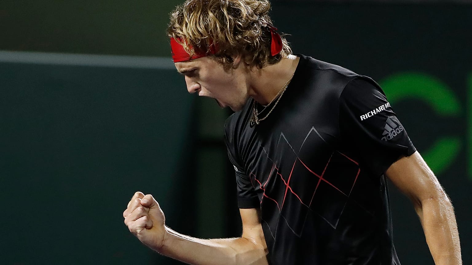Zverev e Carreno Busta marcam duelo nas meias-finais