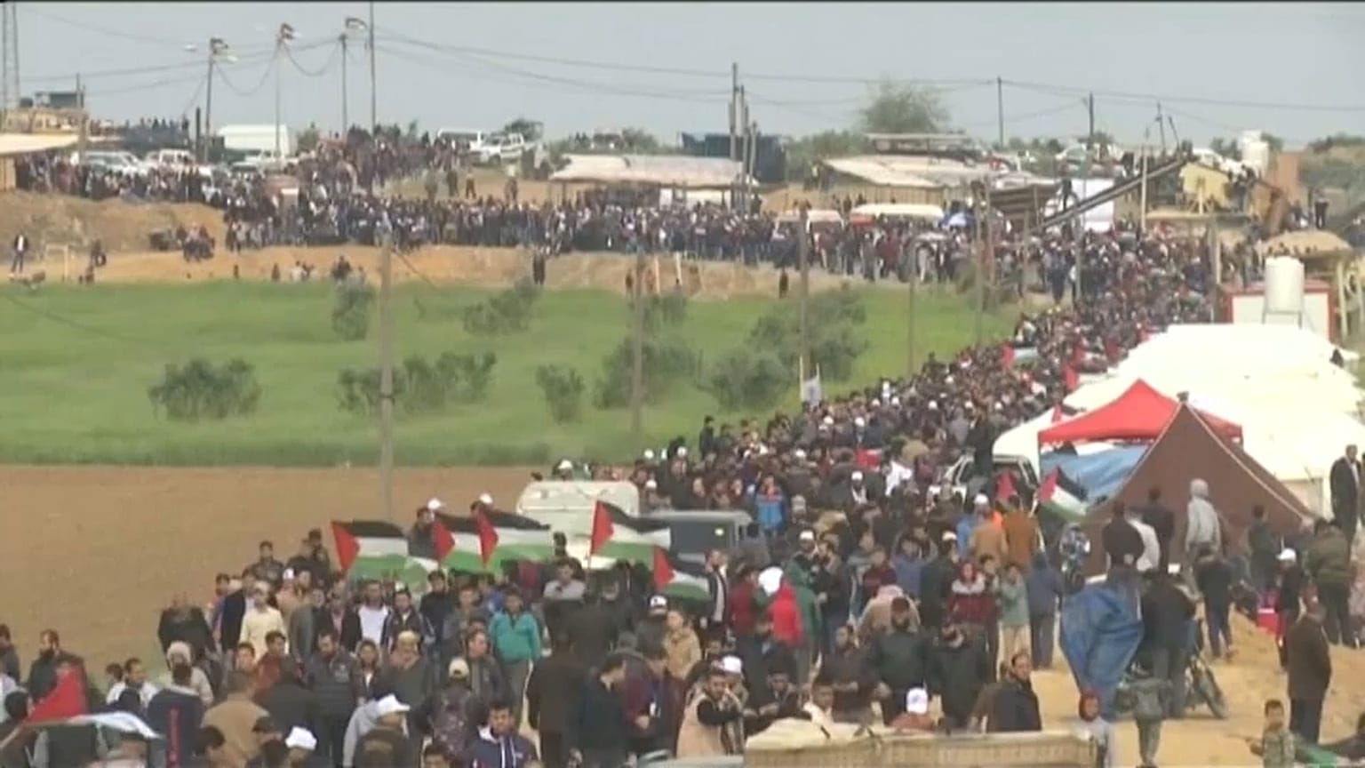 Several Palestinians killed in Gaza-Israel border protests