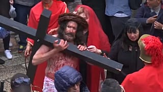 Christians mark Good Friday in Jerusalem