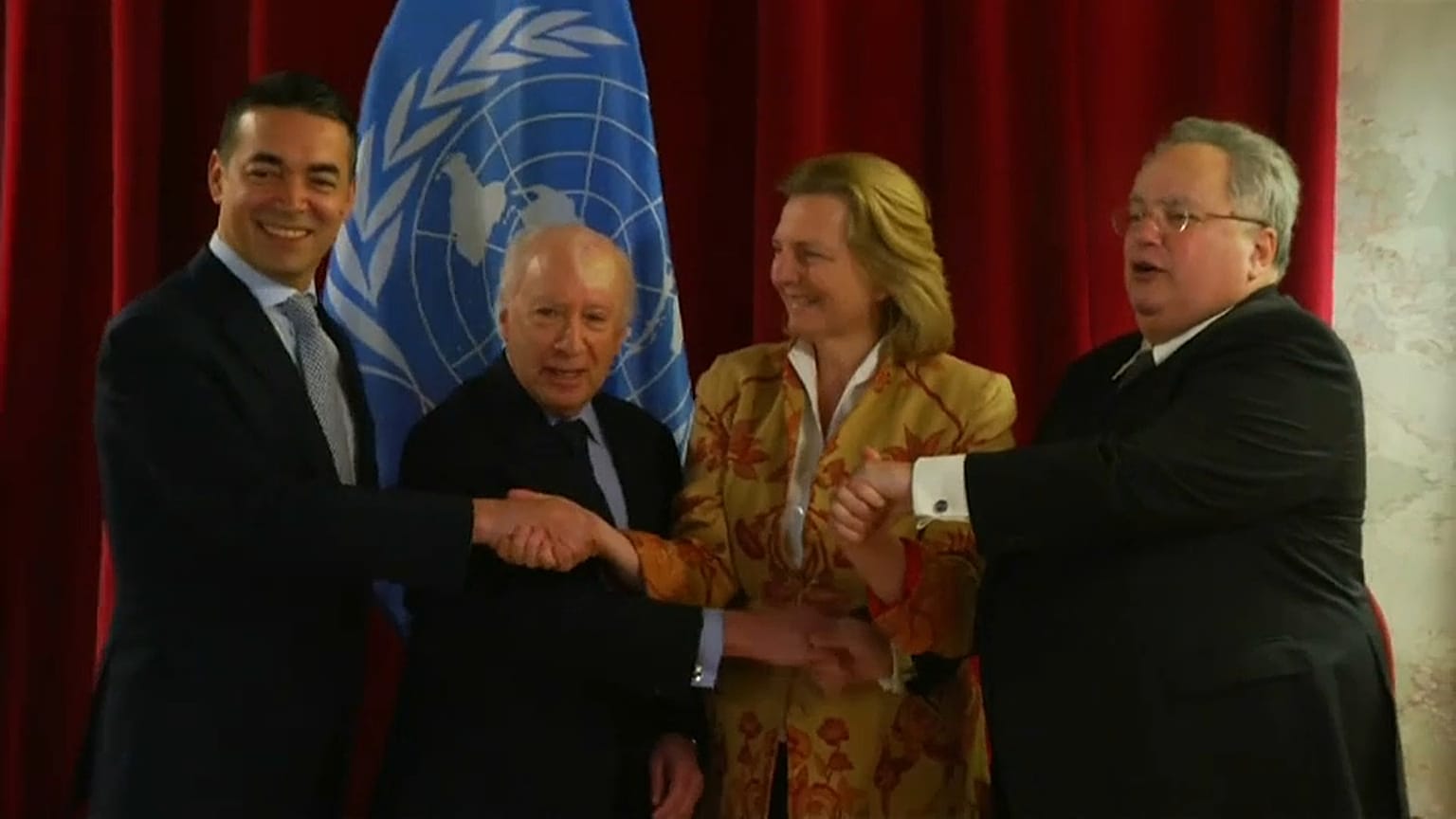 L'incontro a Vienna tra i ministri degli Esteri greco, macedone e austriaco