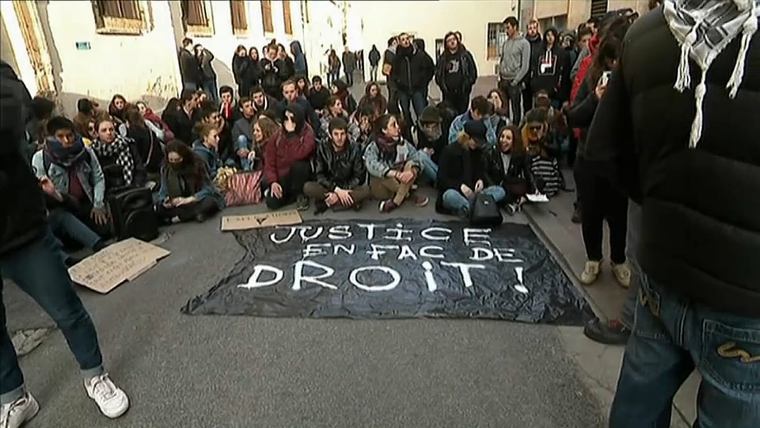 Fransa'da eğitim reformu protestosu