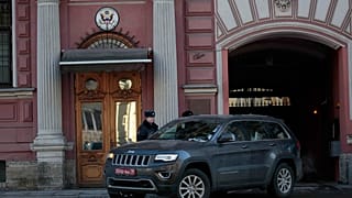 Rússia expulsa "mais de 50" diplomatas britânicos