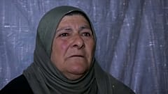 أم مكلومة تتمنى لم شمل أسرتها الصغيرة بعد أن شتتها الصراع السوري