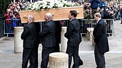 Κηδεύτηκε στο Κέιμπριτζ ο Στίβεν Χόκινγκ