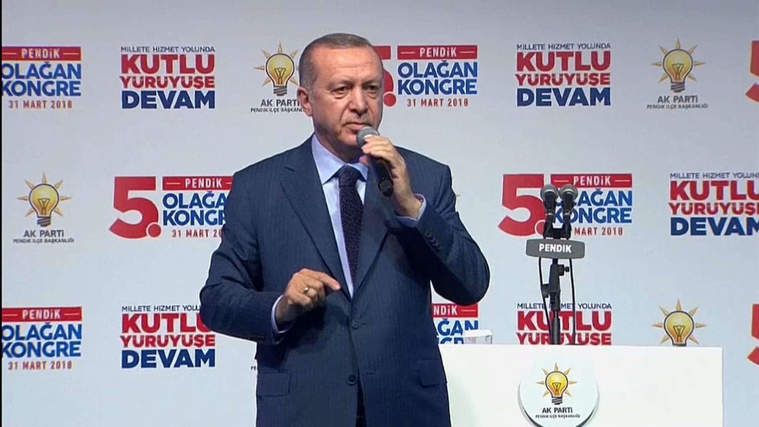 Erdogan critica la destitución del ministro de Interior kosovar