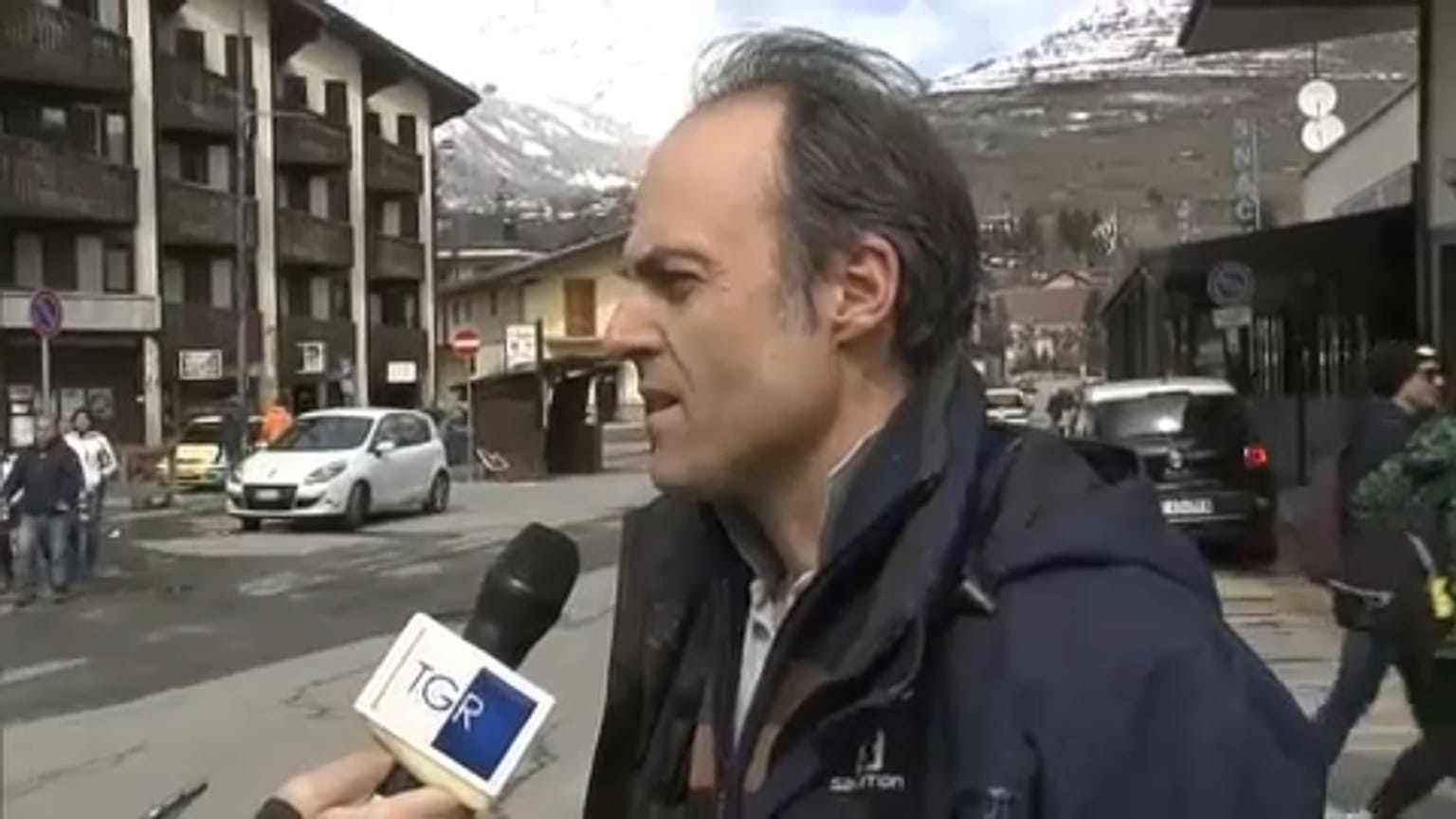 Bekérette az olasz külügy a francia követet
