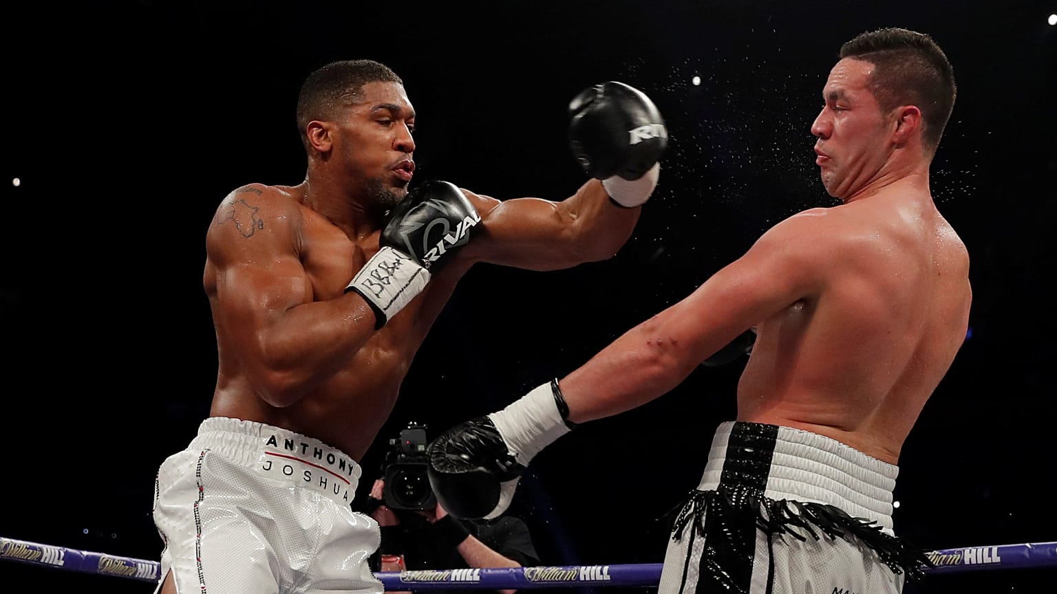 Boxe : Joshua domine Parker