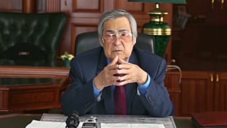 Тулеев заявил, что сам попросил об отставке