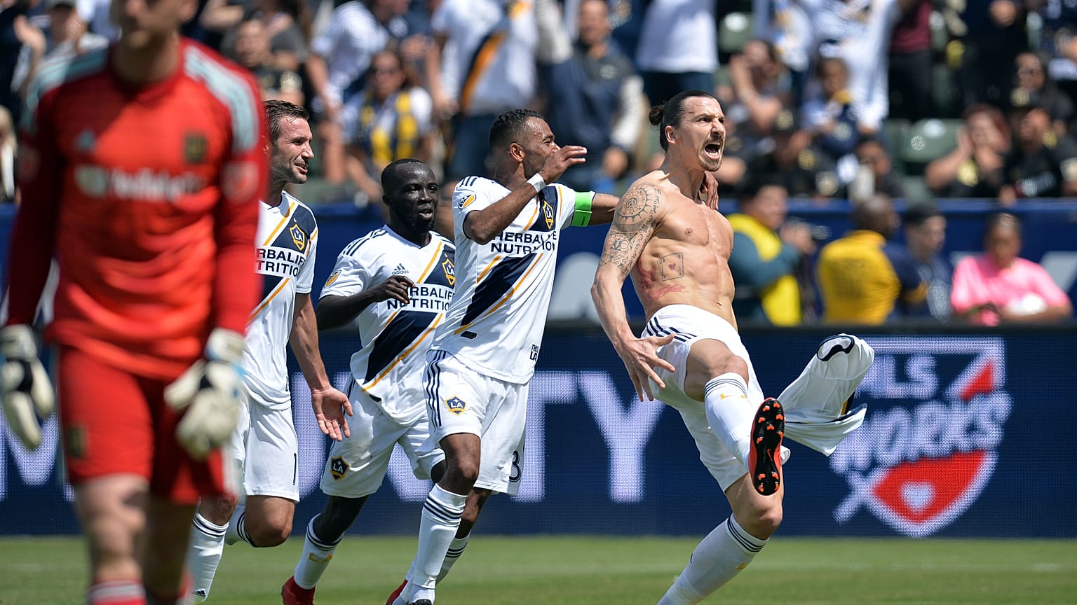 L'incroyable première de Zlatan en MLS