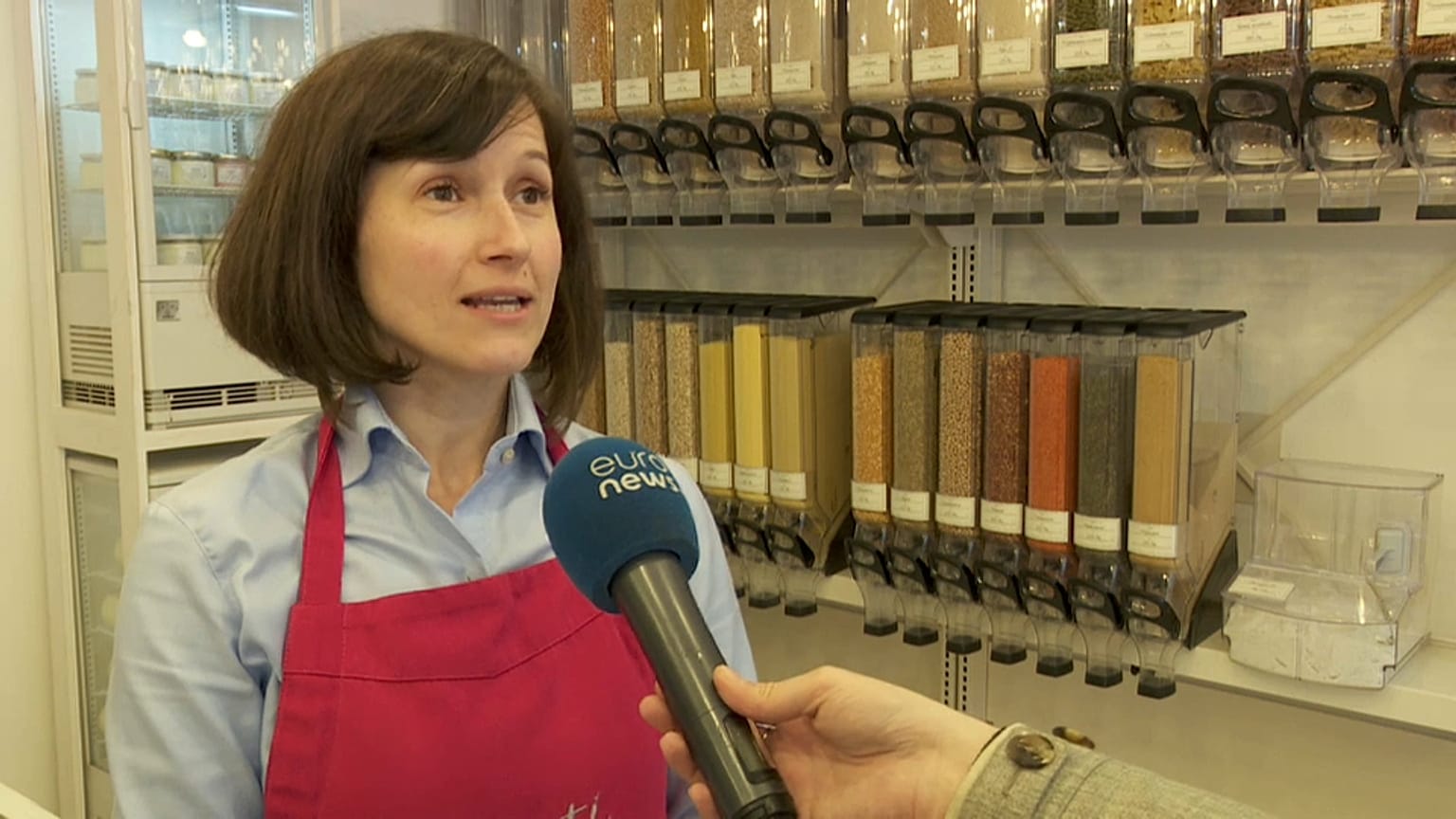 Verpackungsfrei-Ladenbetreiberin Melinda Sipos