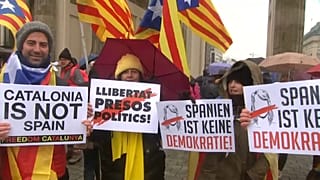 Puigdemont "preocupado" com possível extradição