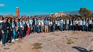 Forum απανταχού νέων Ελλήνων: «Είμαστε παθιασμένοι με την Ελλάδα»