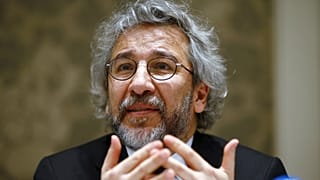 Can Dündar hakkında kırmızı bülten çıkarıldı
