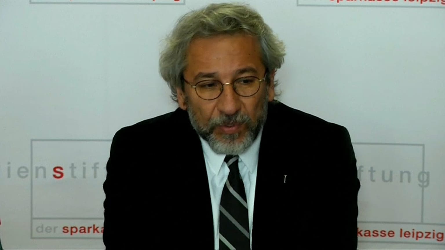 Türkei fahndet nach Can Dündar 