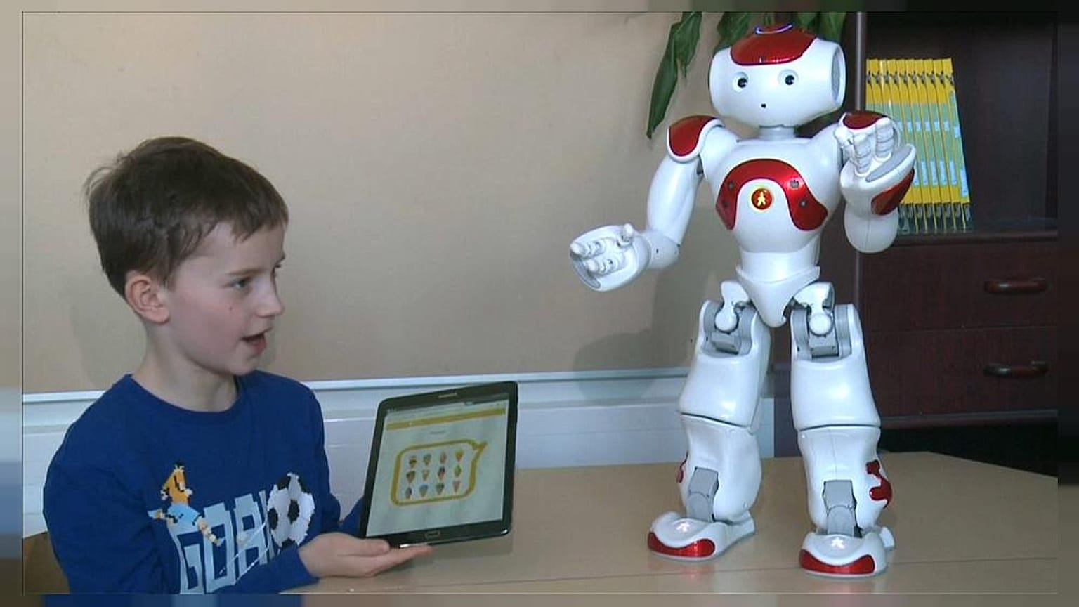 Arriva Elias, il robot insegnante