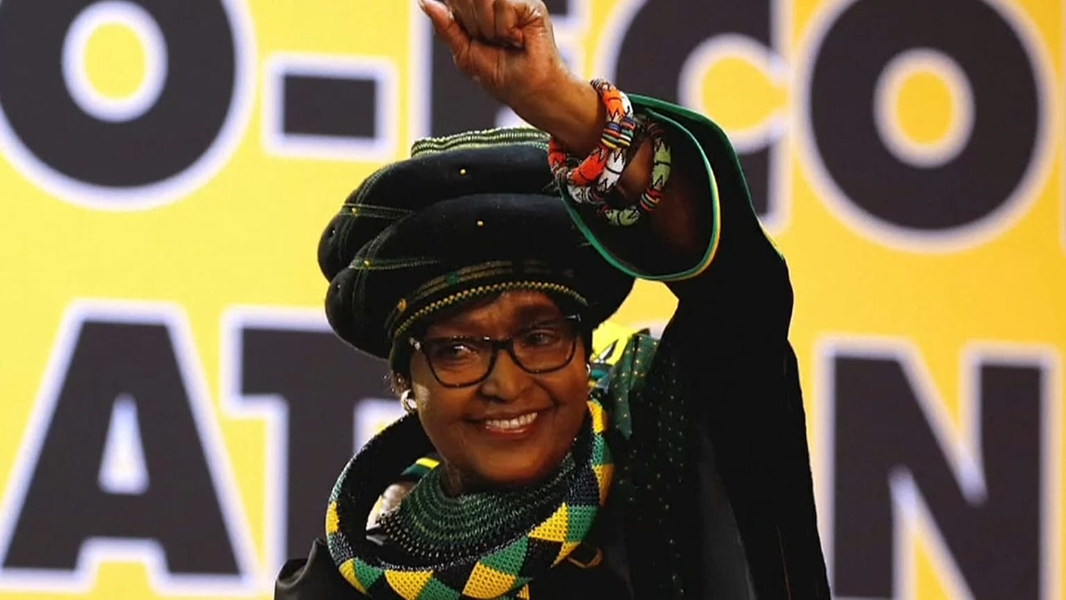 È morta Winnie la moglie di Mandela 