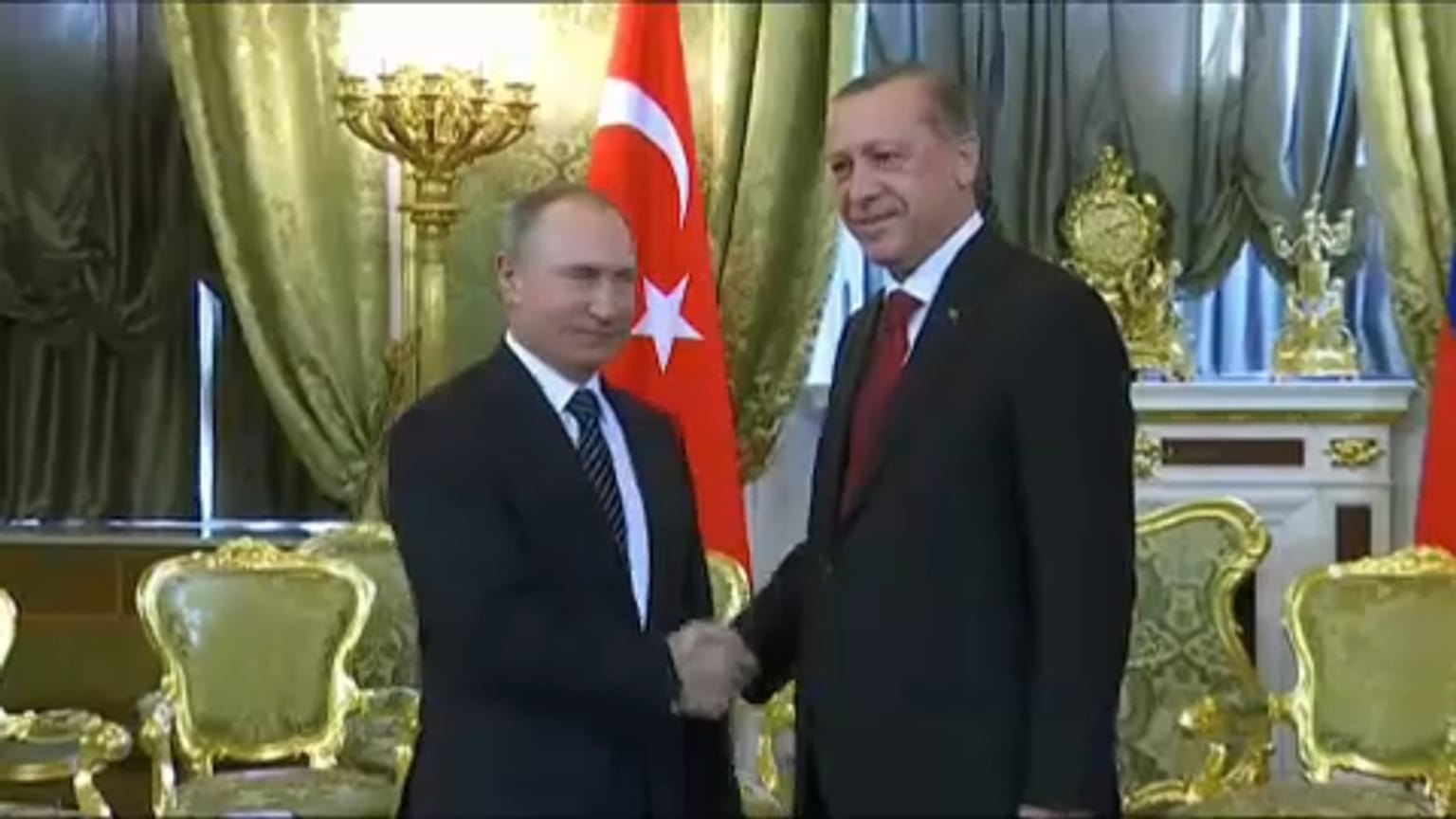 Erdogan és Putyin szorosabbra fűzi a kapcsolatokat