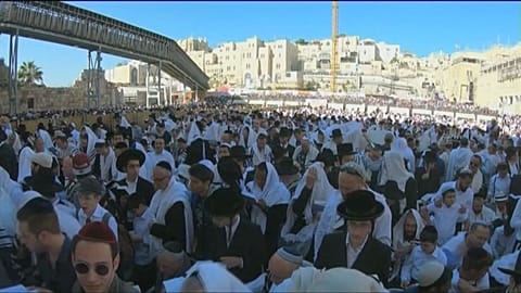 Mass Priestly Blessing held at Jerusalem's Western Wall