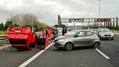 EU requires emergency button to be installed on all new cars
