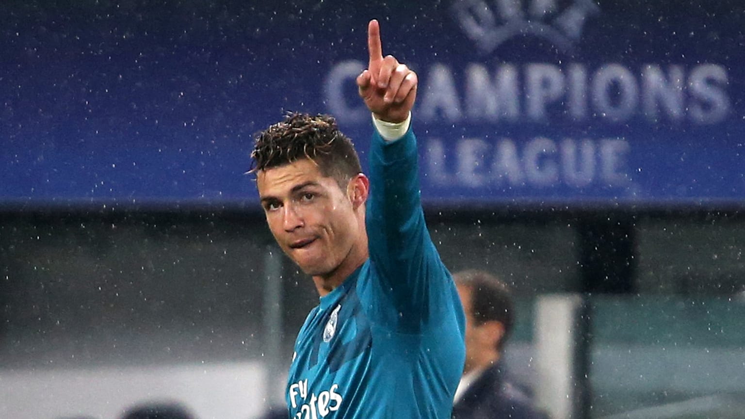 Champions League: Το «μαγικό» ψαλιδάκι του Ρονάλντο έριξε στο καναβάτσο την Γιουβέντους