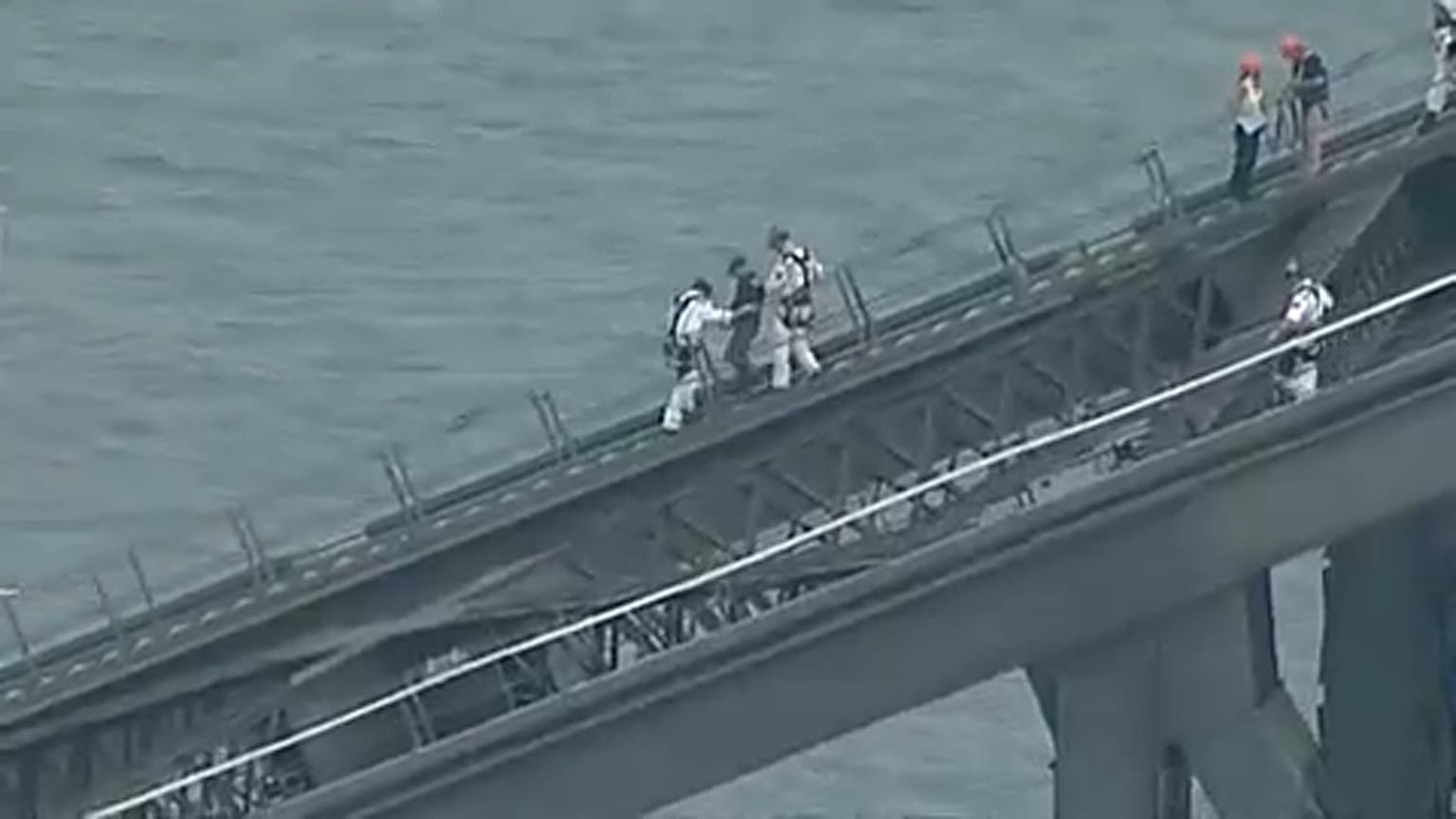 Húsz kilométeres dugót okozott egy férfi Sydney-ben