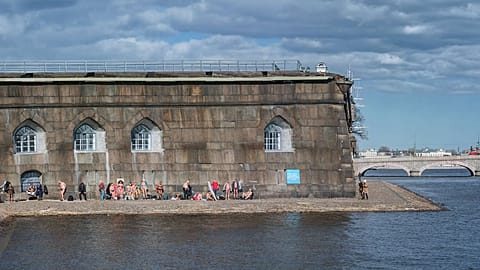 Sunbathing at Saint Petersbourg