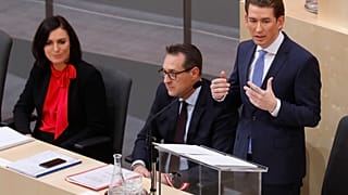 Le Premier ministre autrichien veut interdire le voile à l'école
