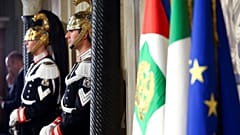 Διαβουλεύσεις για το σχηματισμό κυβέρνησης στην Ιταλία 