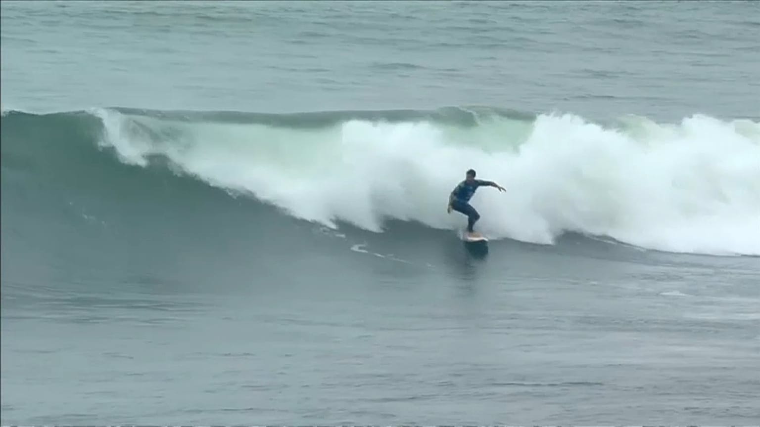 Ünlü sörfçü kariyerinin son şampiyonasını ikincilikle bitirdi