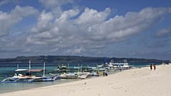 Poluição leva ao encerramento temporário da Ilha de Boracay