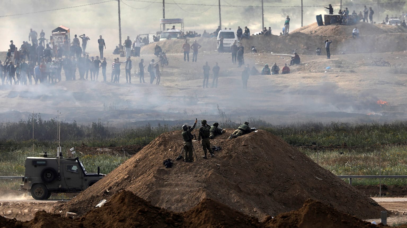 Gaza, scontri: 2 palestinesi uccisi