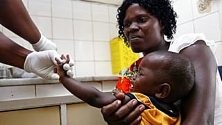 Surto de malária em Angola: 720 mil doentes e 2100 mortos em três meses