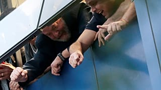 Lula elnök a fémipari szakszervezet ablakából nézte az érte demonstrálókat