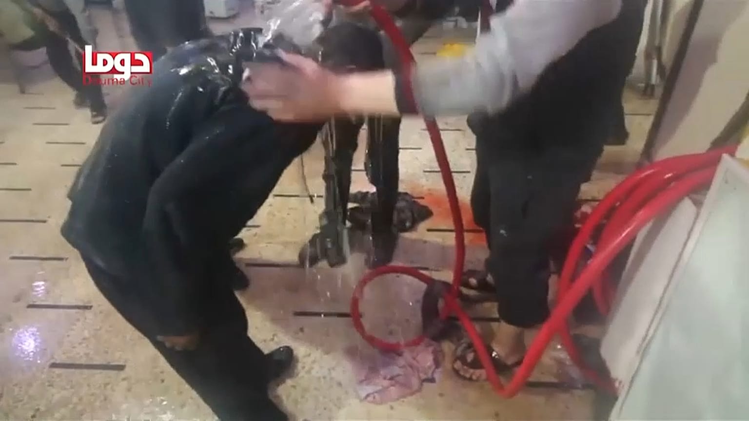 Siria: attacco chimico a Douma, strage di donne e bambini